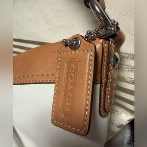 Euc Coach Hobo White & Brown Leather Shoulder Bag Purse